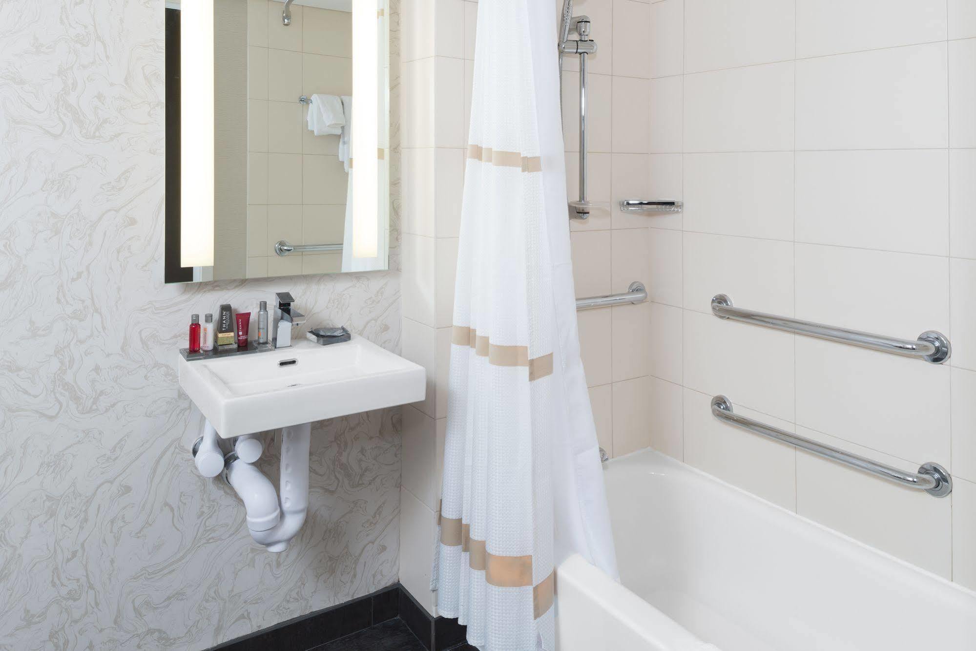 Durham Marriott City Center Ngoại thất bức ảnh